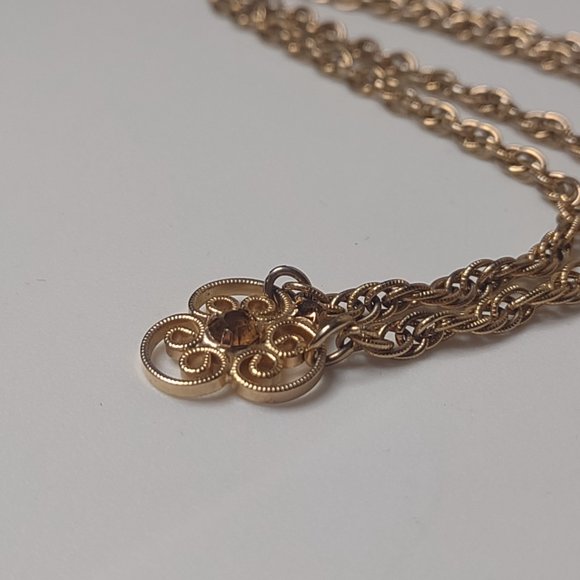 Vintage Metal Necklace With Small Pendant 22 1/2 Inches Long - Picture 7 of 13